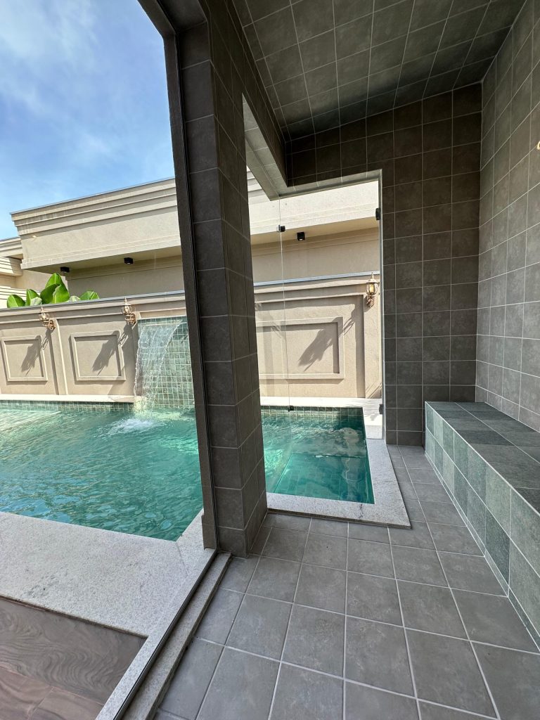 WhatsApp Image 2025-05-23 at 10.48.32 (4)