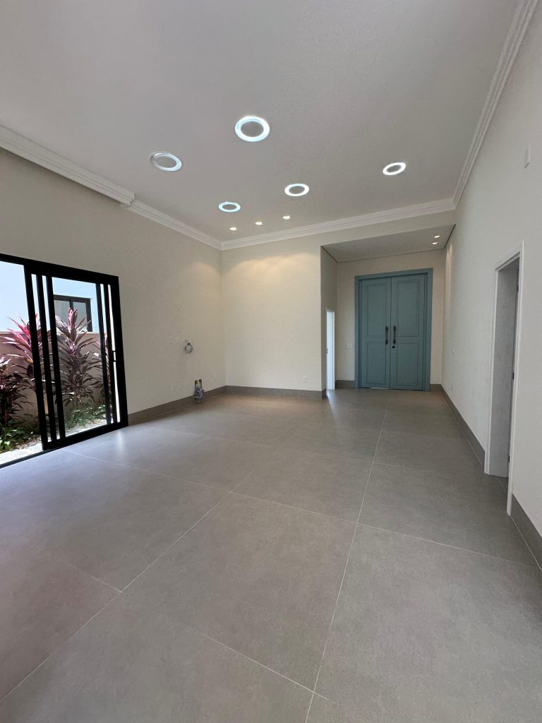 WhatsApp Image 2025-05-23 at 10.48.34 (3)