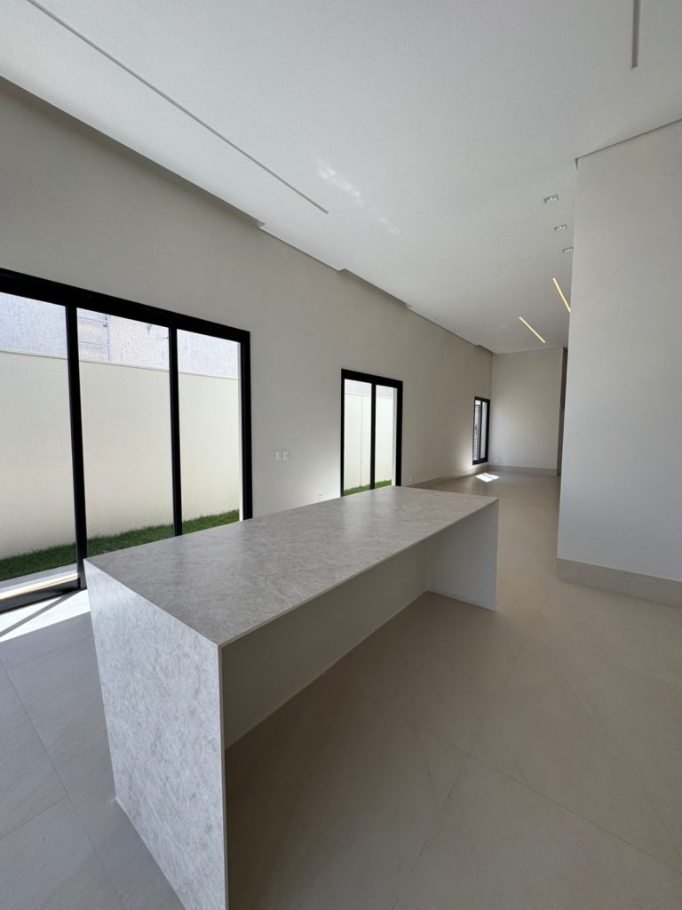 WhatsApp Image 2025-05-23 at 17.48.40 (3)