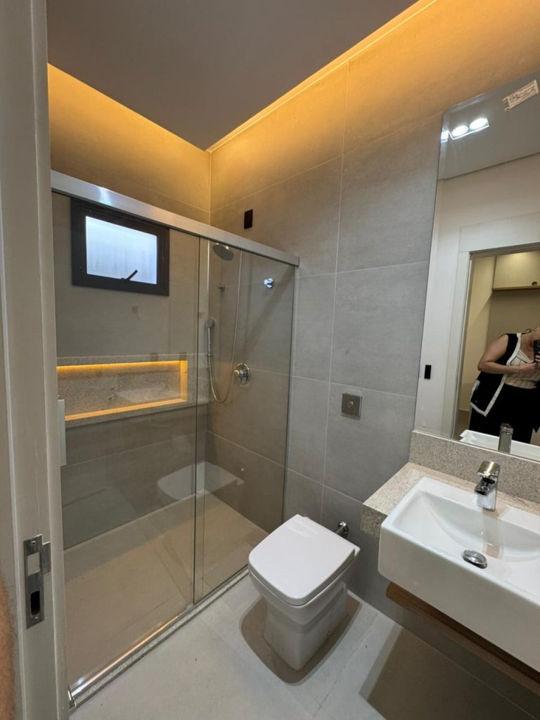 WhatsApp Image 2025-05-23 at 17.56.09 (4)