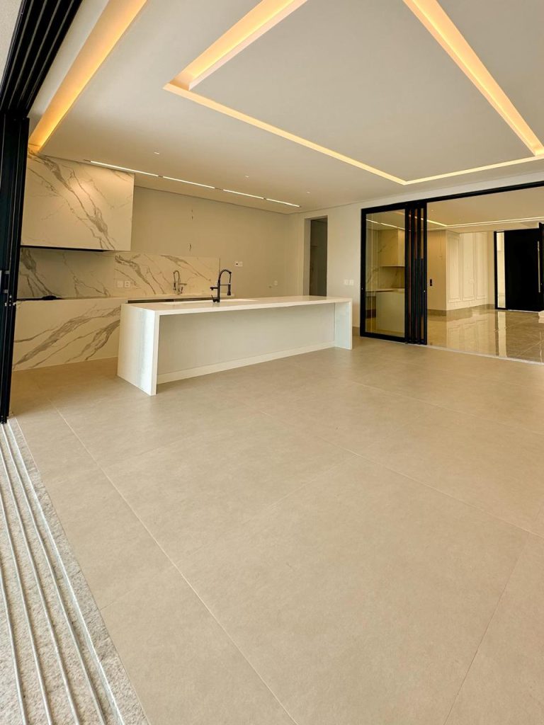 WhatsApp Image 2025-05-24 at 18.21.06 (1)