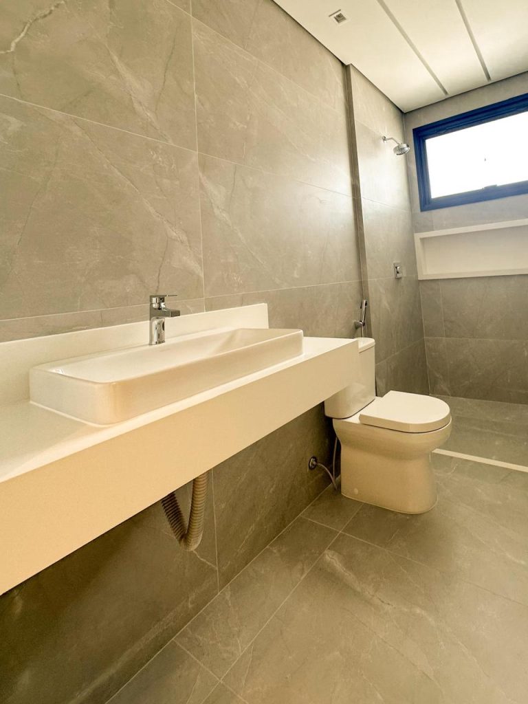 WhatsApp Image 2025-05-24 at 18.21.08 (1)