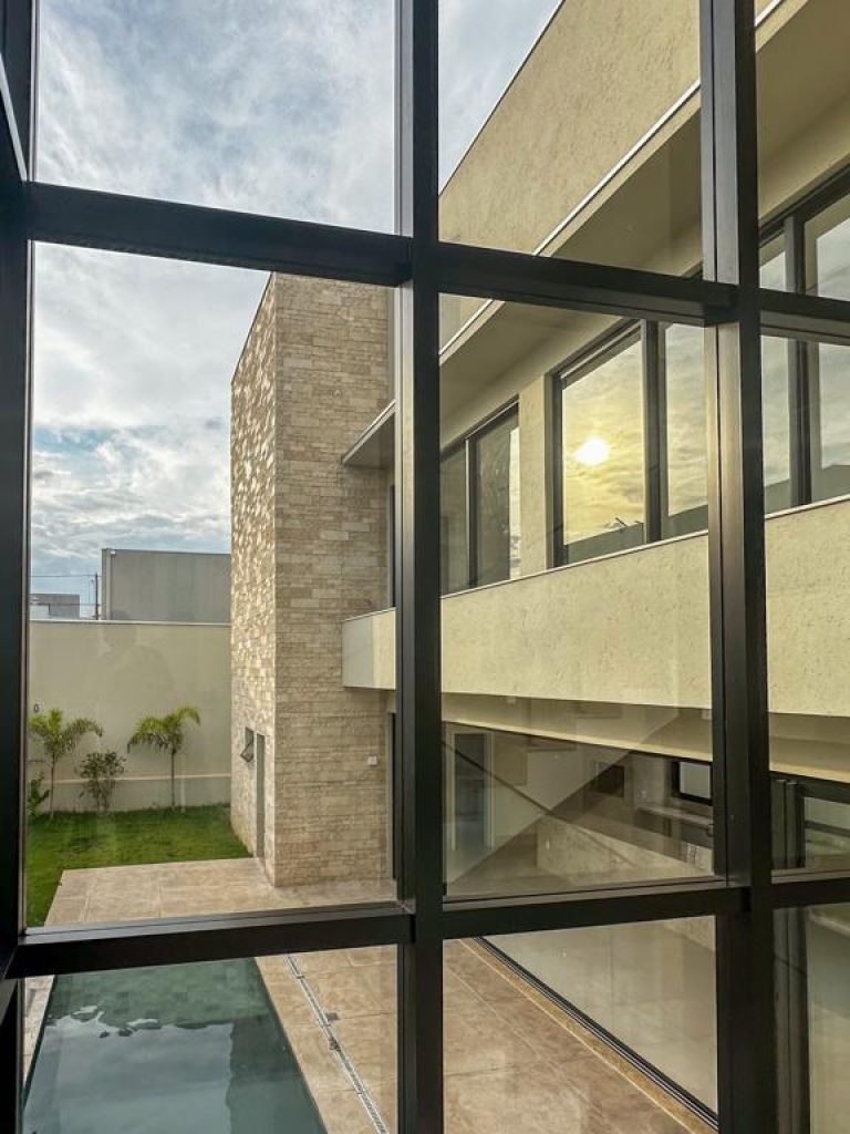 casa no consomínio florais do Valle (7)