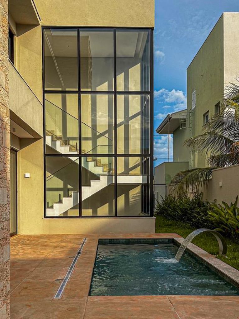 casa no consomínio florais do Valle (8)