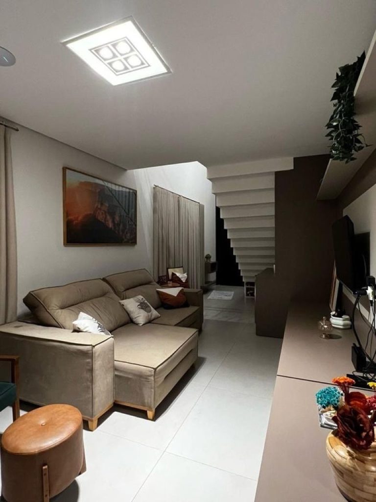 ce42a14a-d923-4049-b892-60085792f349