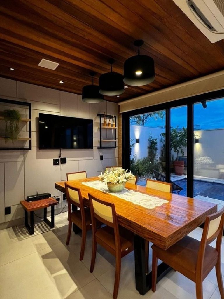 d424b359-125d-4e95-8405-bb74dbe783f5