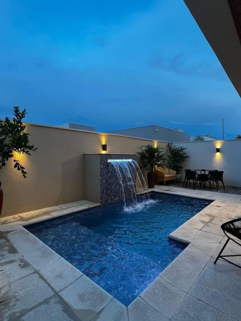 dc1d73fc-4344-4d57-a59f-3cb51f5ba900