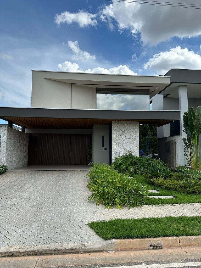 ee3209c3-0951-4296-90a4-f94263def681